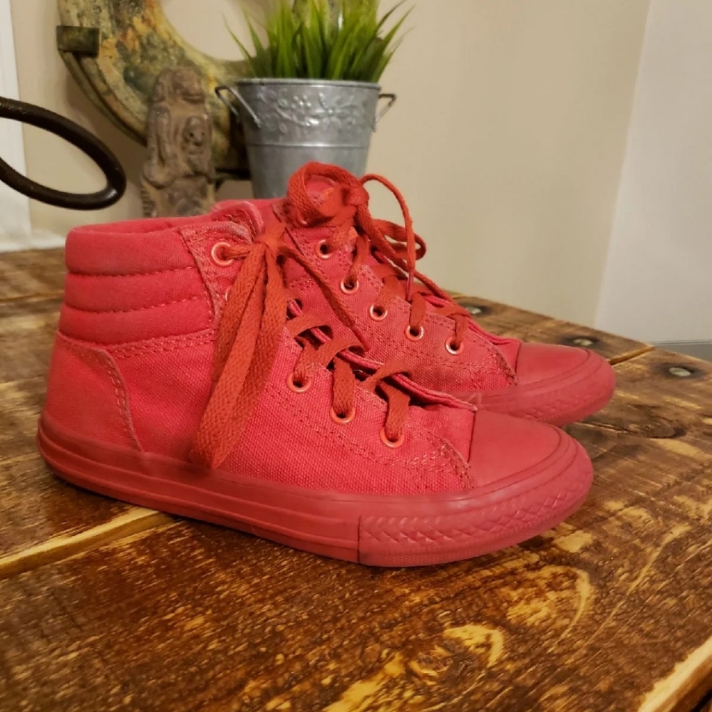 Kids converse